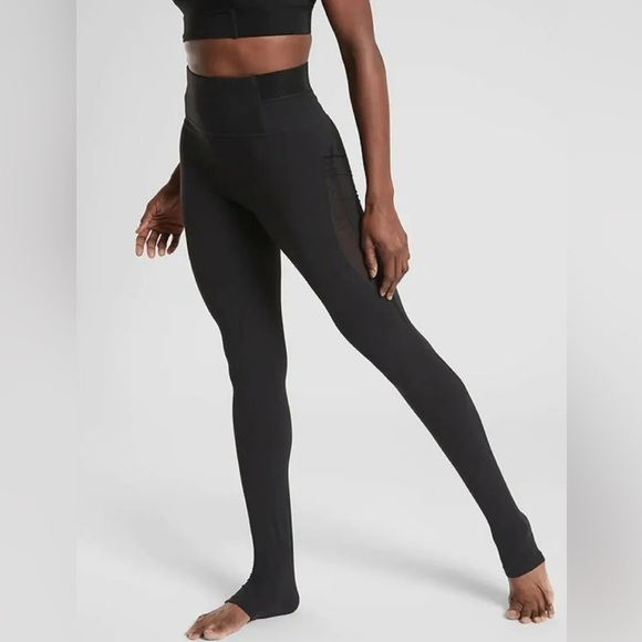 NWT Athleta Aura Heel Tight Legging in Powervita™ Black - Picture 1 of 12